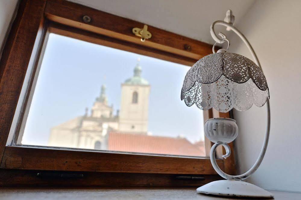 Old Town Boutique Apartments Praha Bagian luar foto